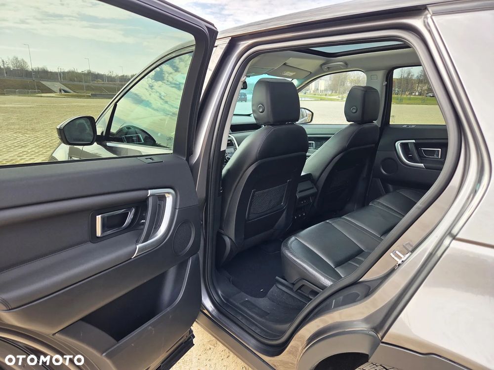 Land Rover Discovery Sport 2.0 TD4 HSE Luxury - 13