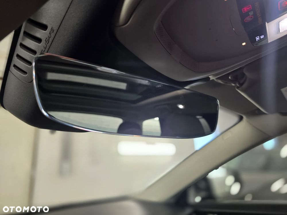 Volvo V90 T6 AWD Plug-In Hybrid Inscription Expression - 31