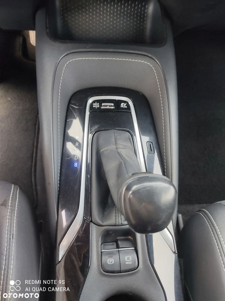 Toyota Corolla 1.8 Hybrid Active - 12