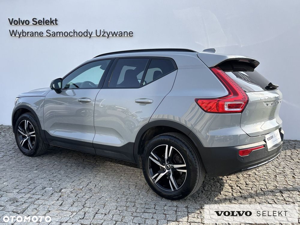 Volvo XC 40 - 4