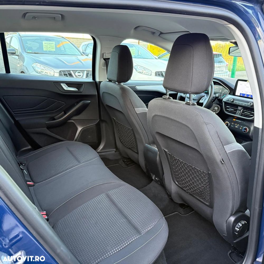 Ford Focus 1.0 EcoBoost Connected - 10