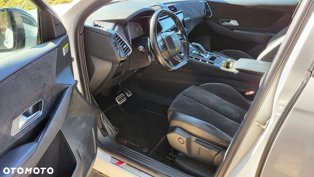 DS Automobiles DS 7 Crossback 2.0 BlueHDi Performance Line + - 10