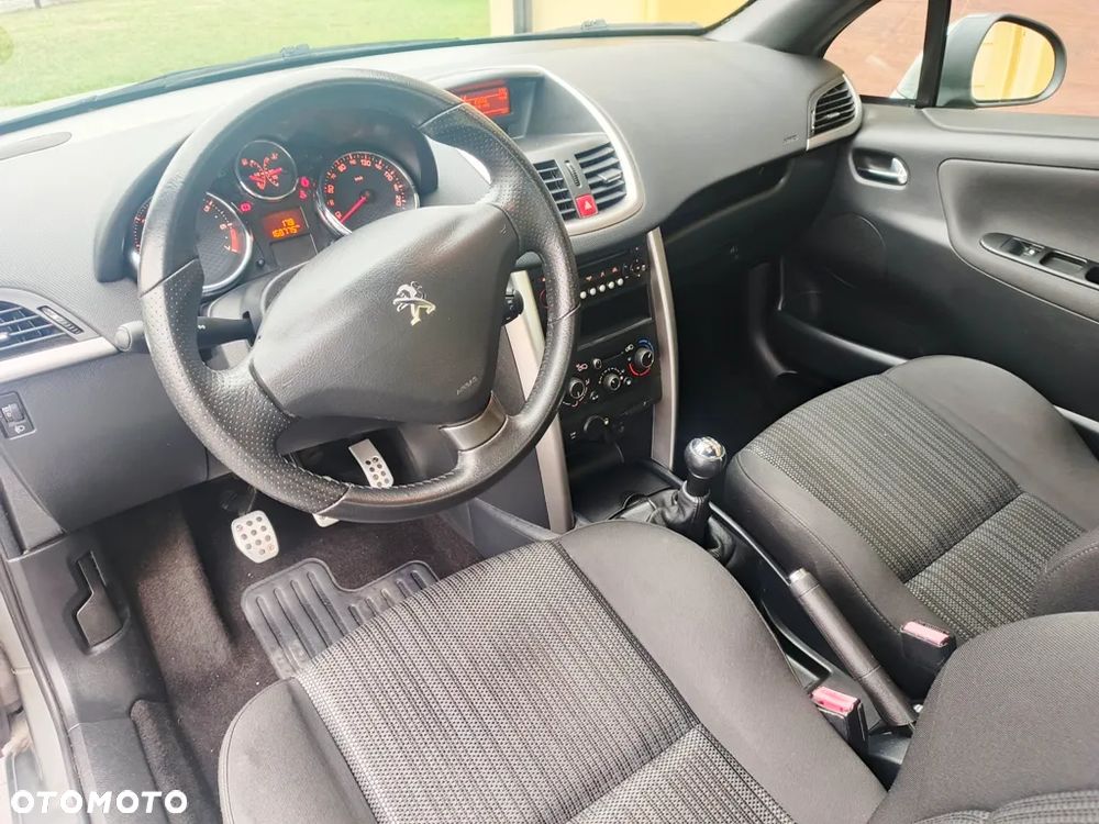 Peugeot 207 CC 120 VTi Premium - 16