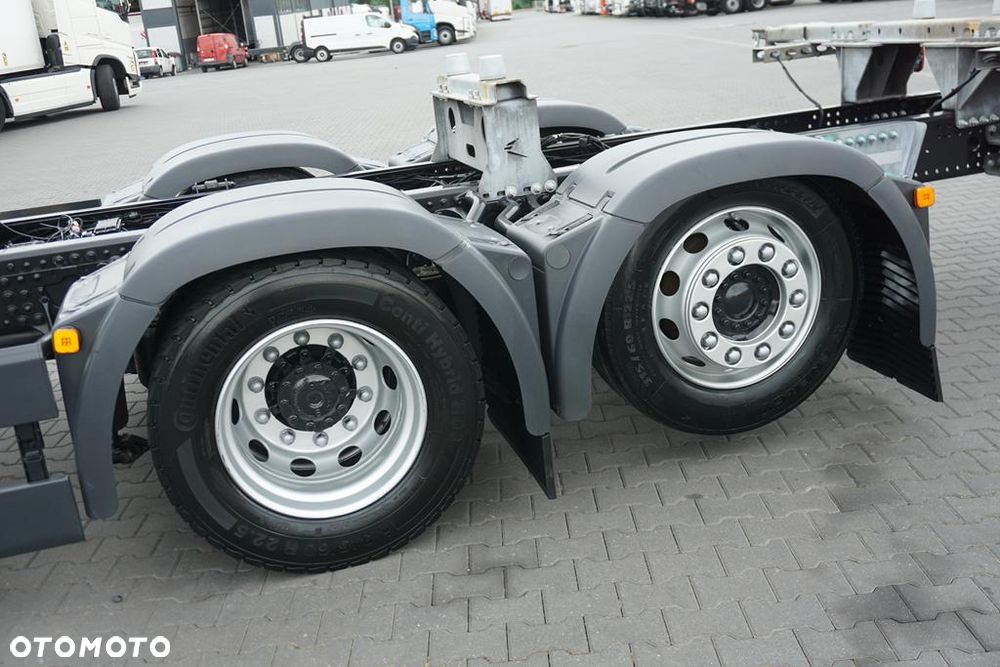 MAN TGX / 26.470 / ACC / E 6 / XXL /  BDF  7,15 M , 7,45 M , 7,82 M - 39