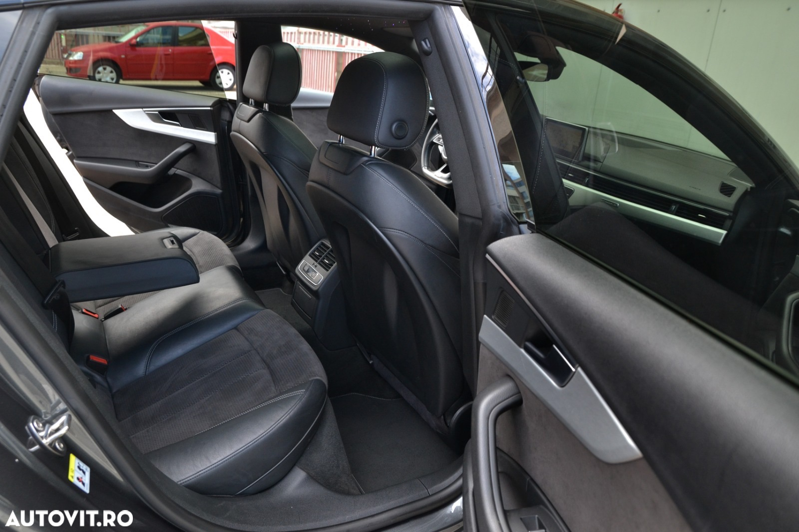 Audi A5 Sportback 2.0 TDI quattro S tronic - 23