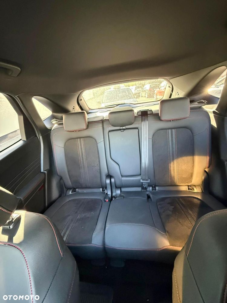 Ford Kuga 2.5 FHEV FWD ST-Line X - 11