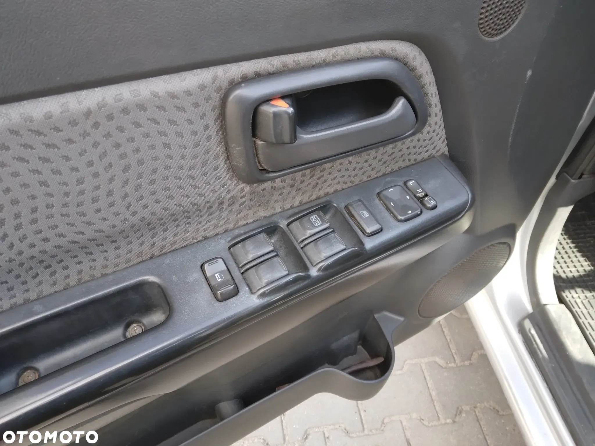 Isuzu D-Max 2.5d DC Basic - 17