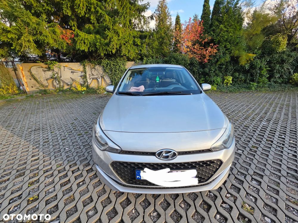 Hyundai i20 1.1 CRDi - 12