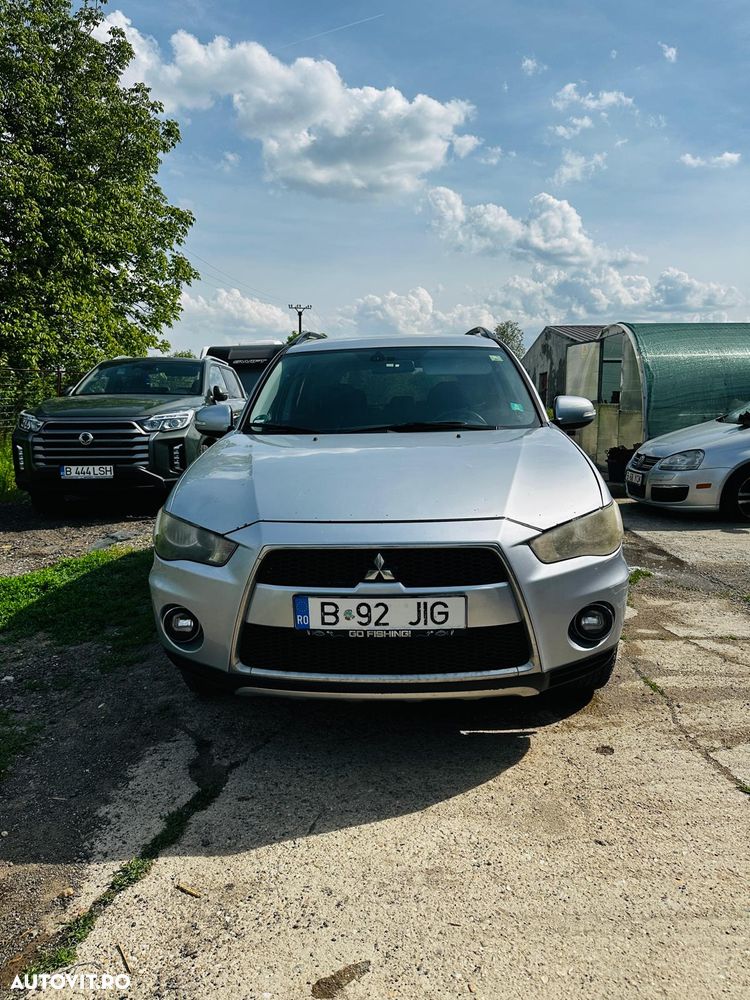 Mitsubishi Outlander 2.2 DI-D 4WD TC-SST Intense+ A06 - 2