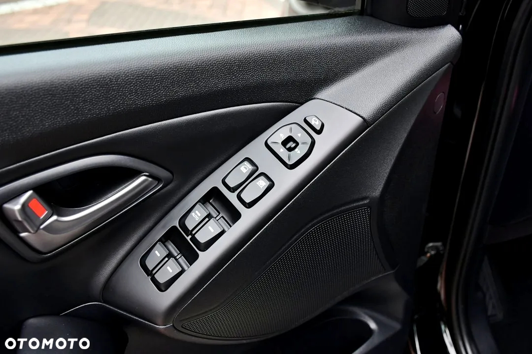 Hyundai ix35 1.7 CRDi Premium 2WD - 36