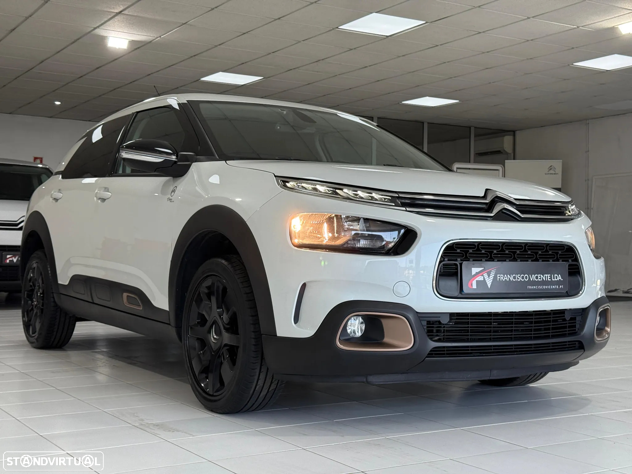 Citroën C4 Cactus BlueHDi 120 Stop&Start EAT6 Origins - 3