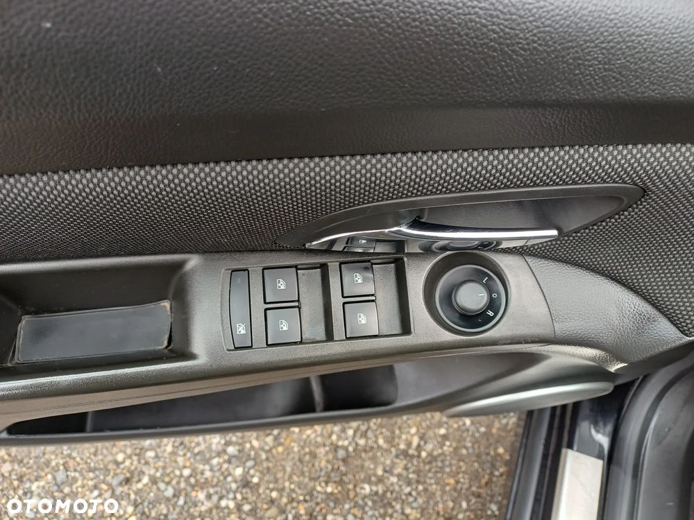Chevrolet Cruze Station Wagon 2.0TD Automatik LTZ+ - 15