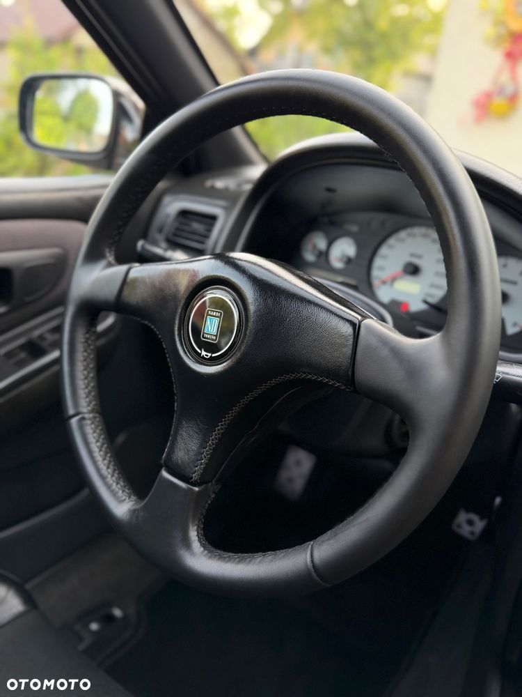 Subaru Impreza 2.0 GT - 31