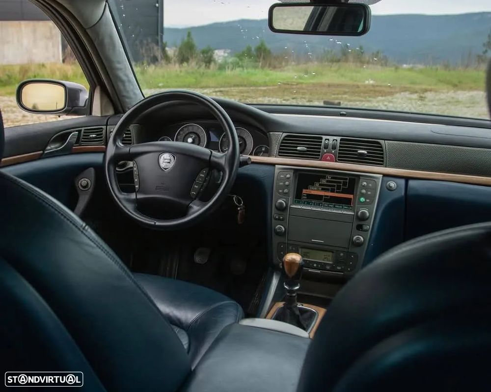 Lancia Thesis 2.0 20v Turbo - 5