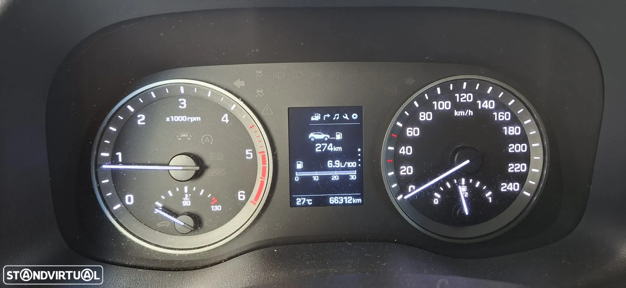 Hyundai Tucson 1.7 CRDi Executive - 11
