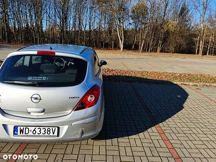 Opel Corsa - 11