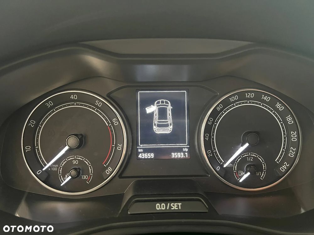 Skoda Kamiq 1.0 TSI Ambition - 14