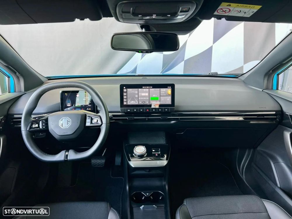 MG MG4 64 kWh Luxury - 14