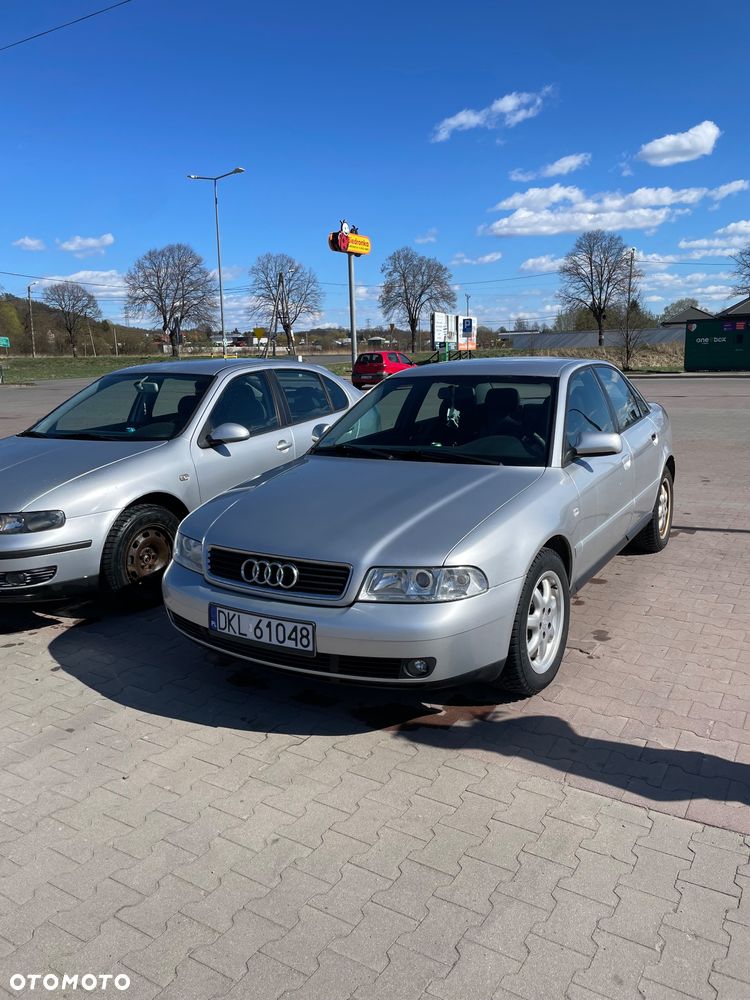 Audi A4 Limousine 1.6 - 2