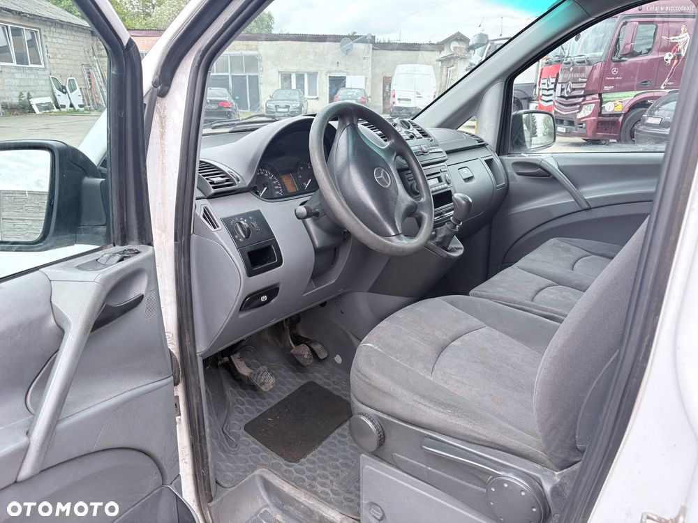 Mercedes-Benz Vito 111 - 8
