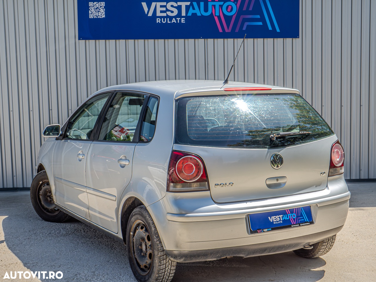 Volkswagen Polo 1.2 Attractive - 7
