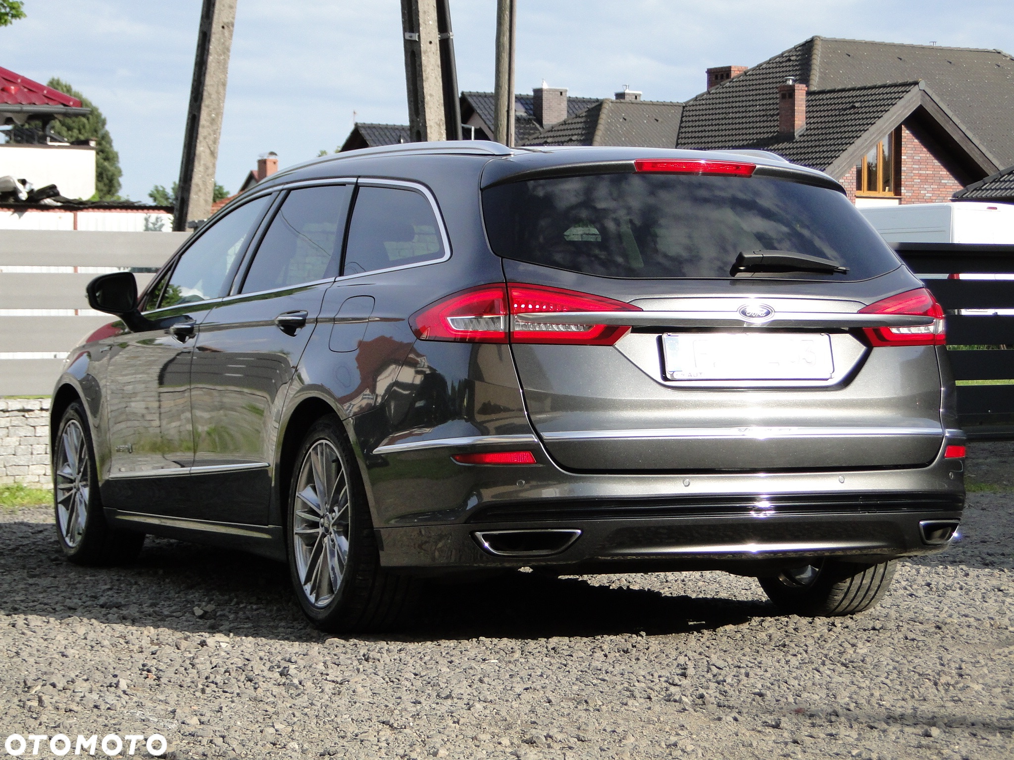 Ford Mondeo 2.0 Hybrid Vignale - 10