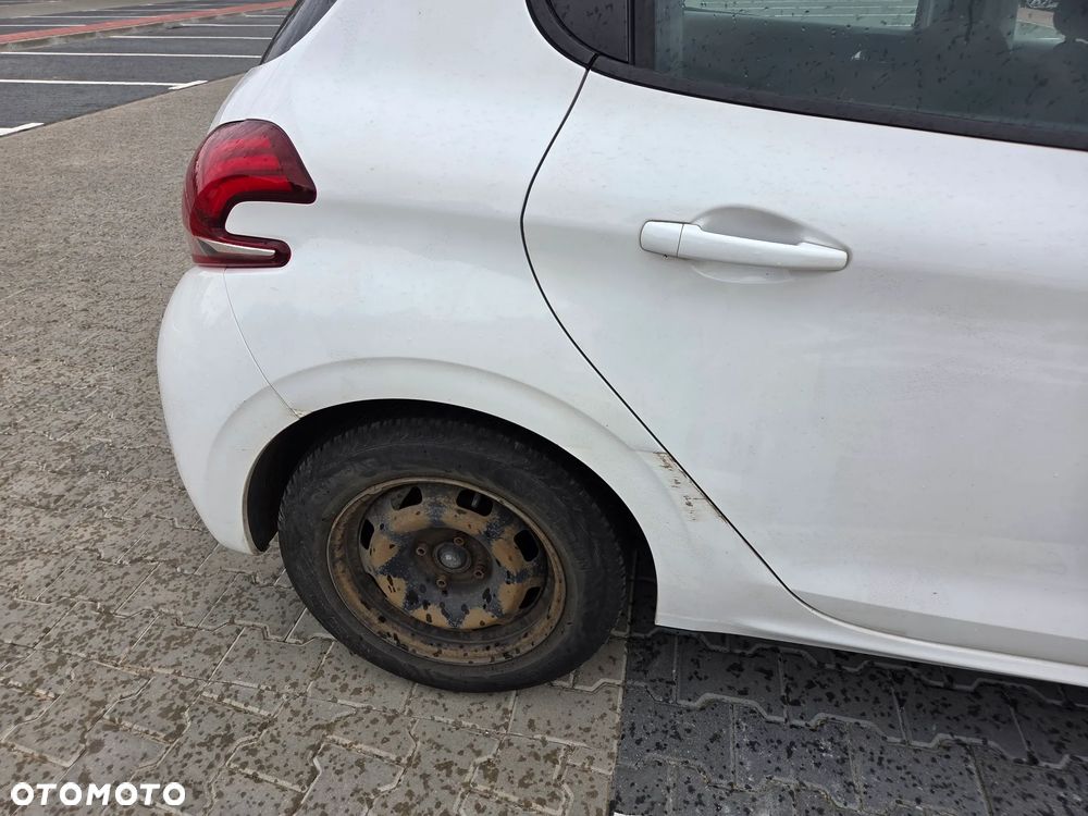 Peugeot 208 1.6 BlueHDi Active - 2