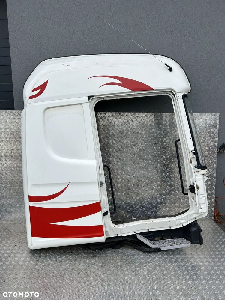 BOK KABINY SCANIA CR19 HIGHLINE - 1