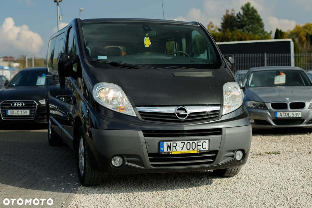 Opel Vivaro L2H1 2.9t - 11