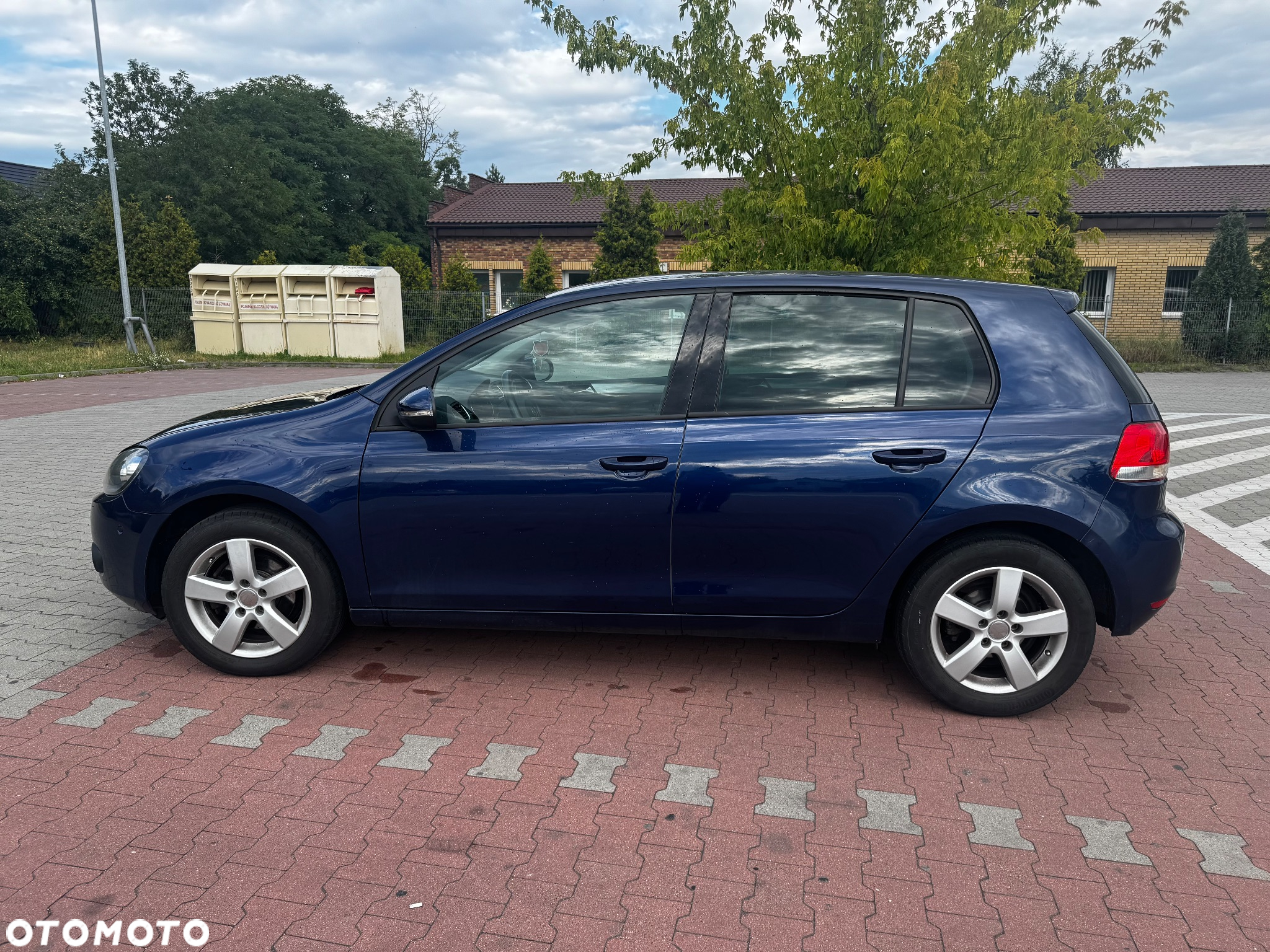 Volkswagen Golf - 10