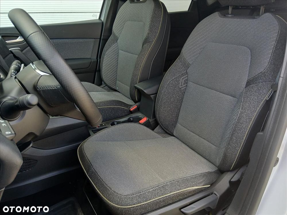 Renault Captur - 25