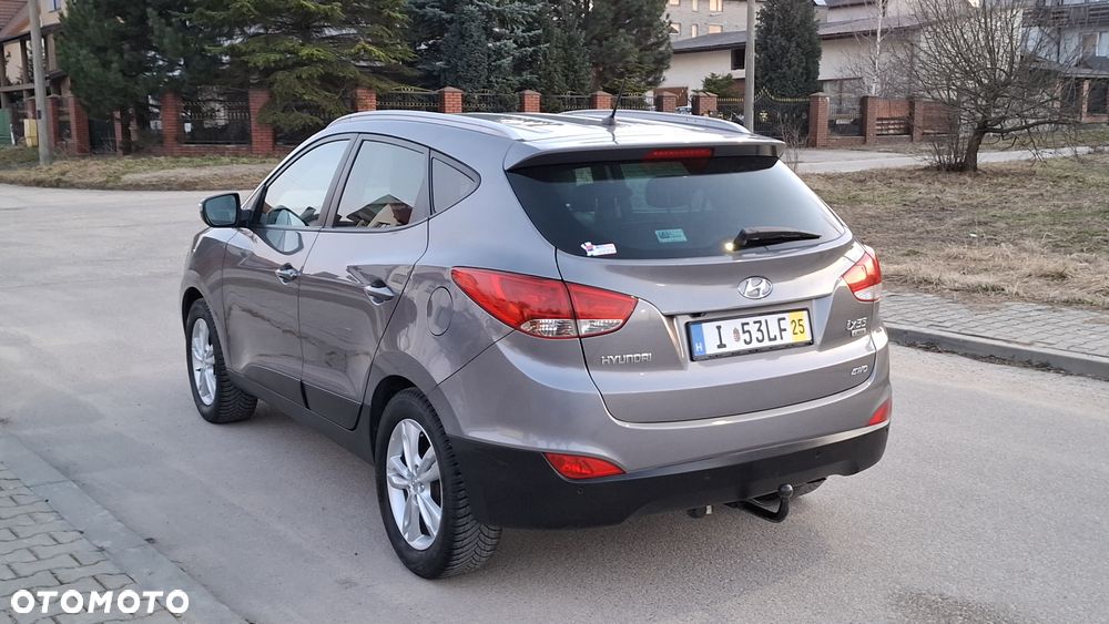 Hyundai ix35 2.0 CRDi 4WD Premium - 9