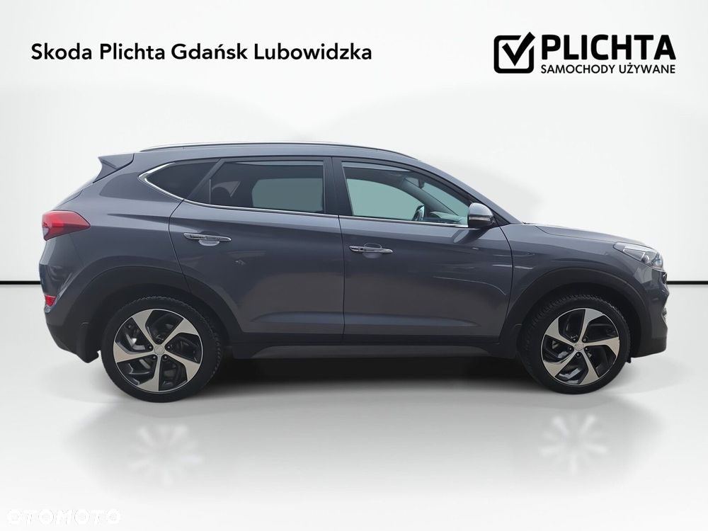 Hyundai Tucson 2.0 CRDI BlueDrive Style 2WD - 4