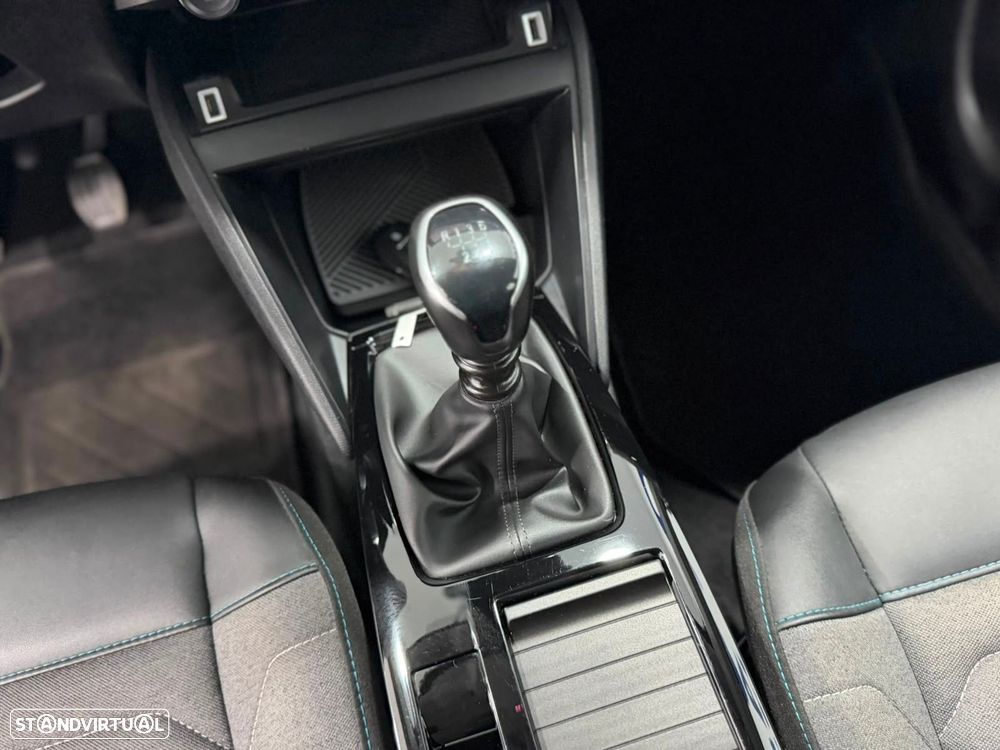 Citroën C4 1.2 PureTech Plus - 13