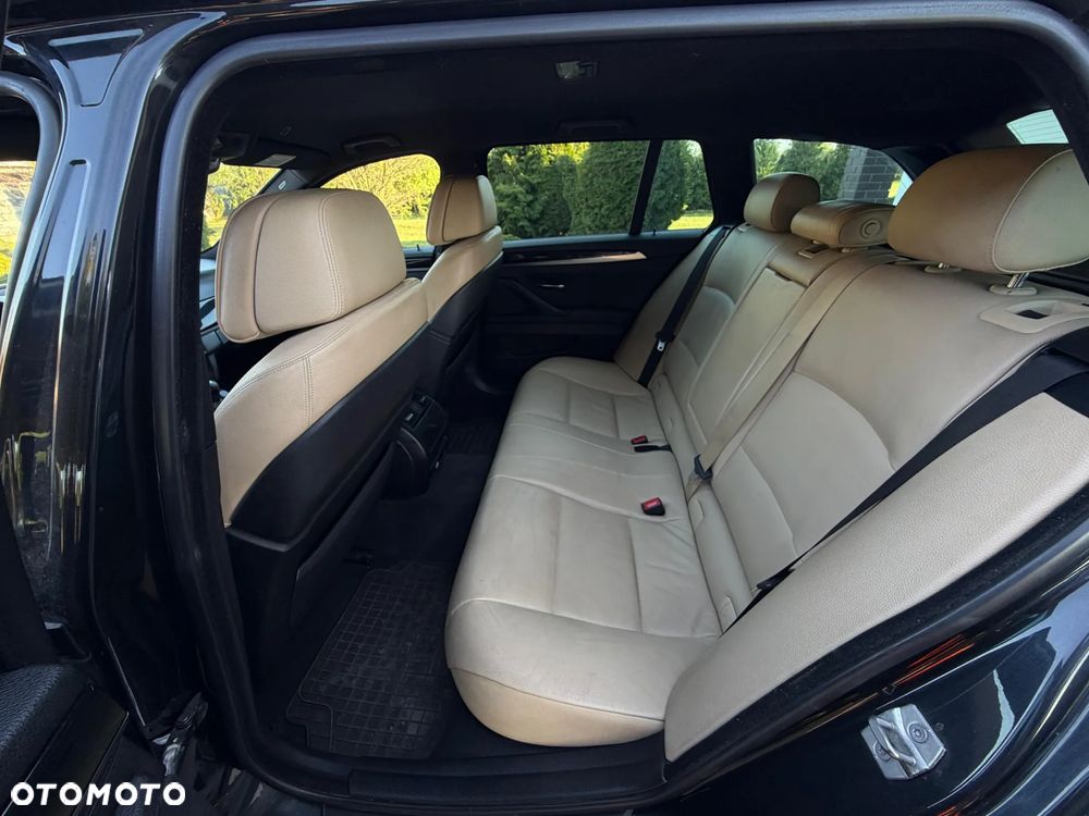 BMW Seria 5 520i - 9