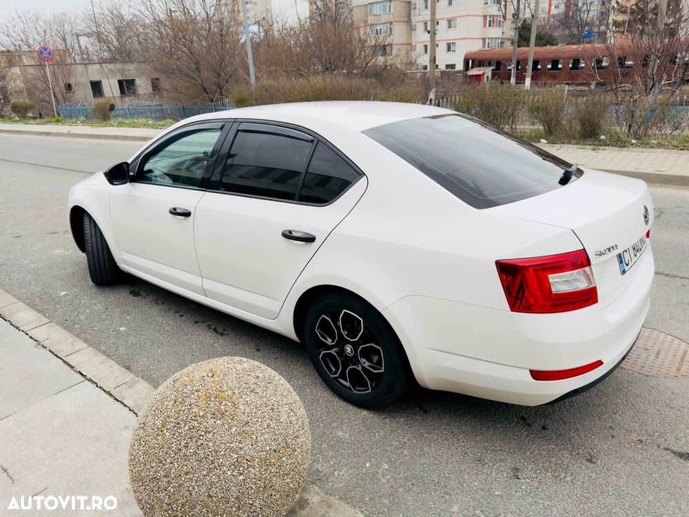 Skoda Octavia - 2