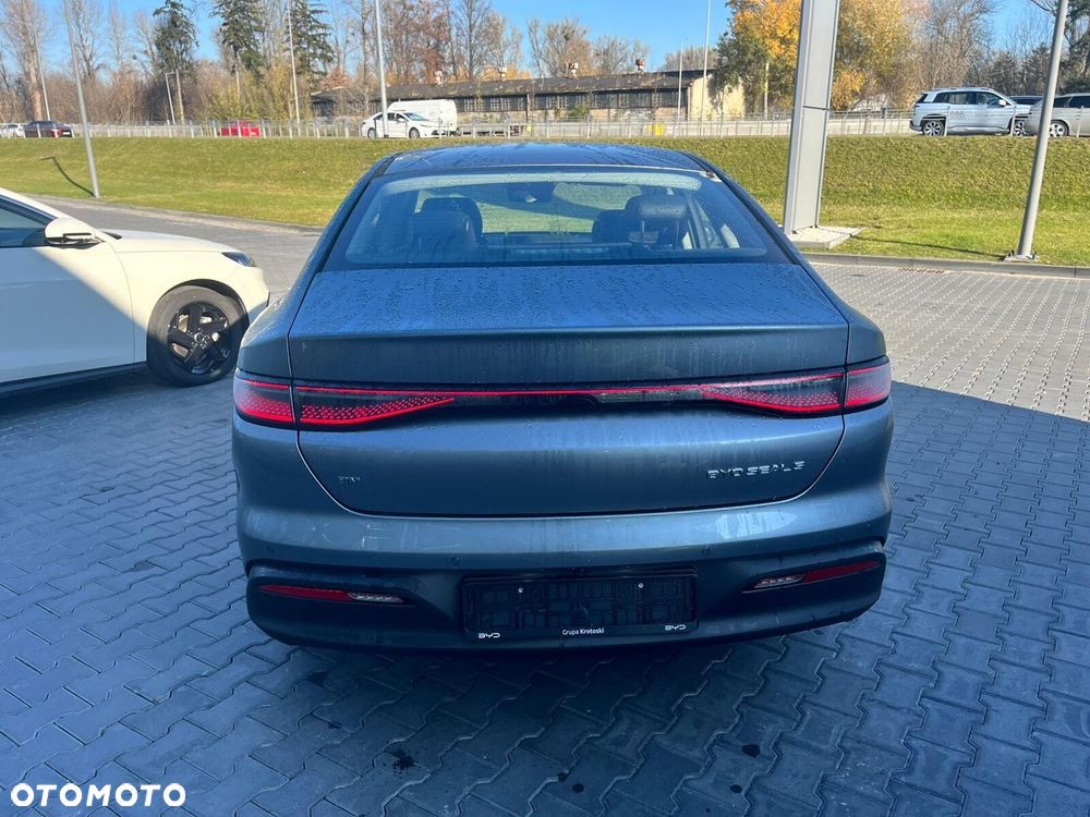 BYD Seal 5 - 6