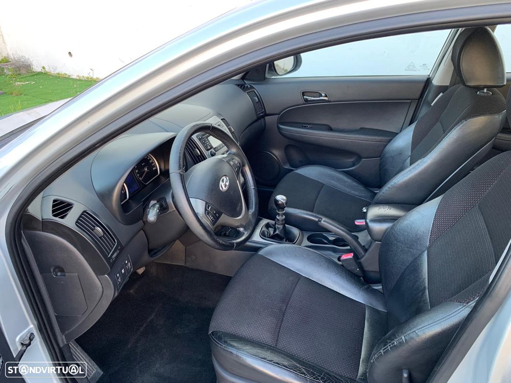 Hyundai i30 1.6 CRDI STyle CPF - 13