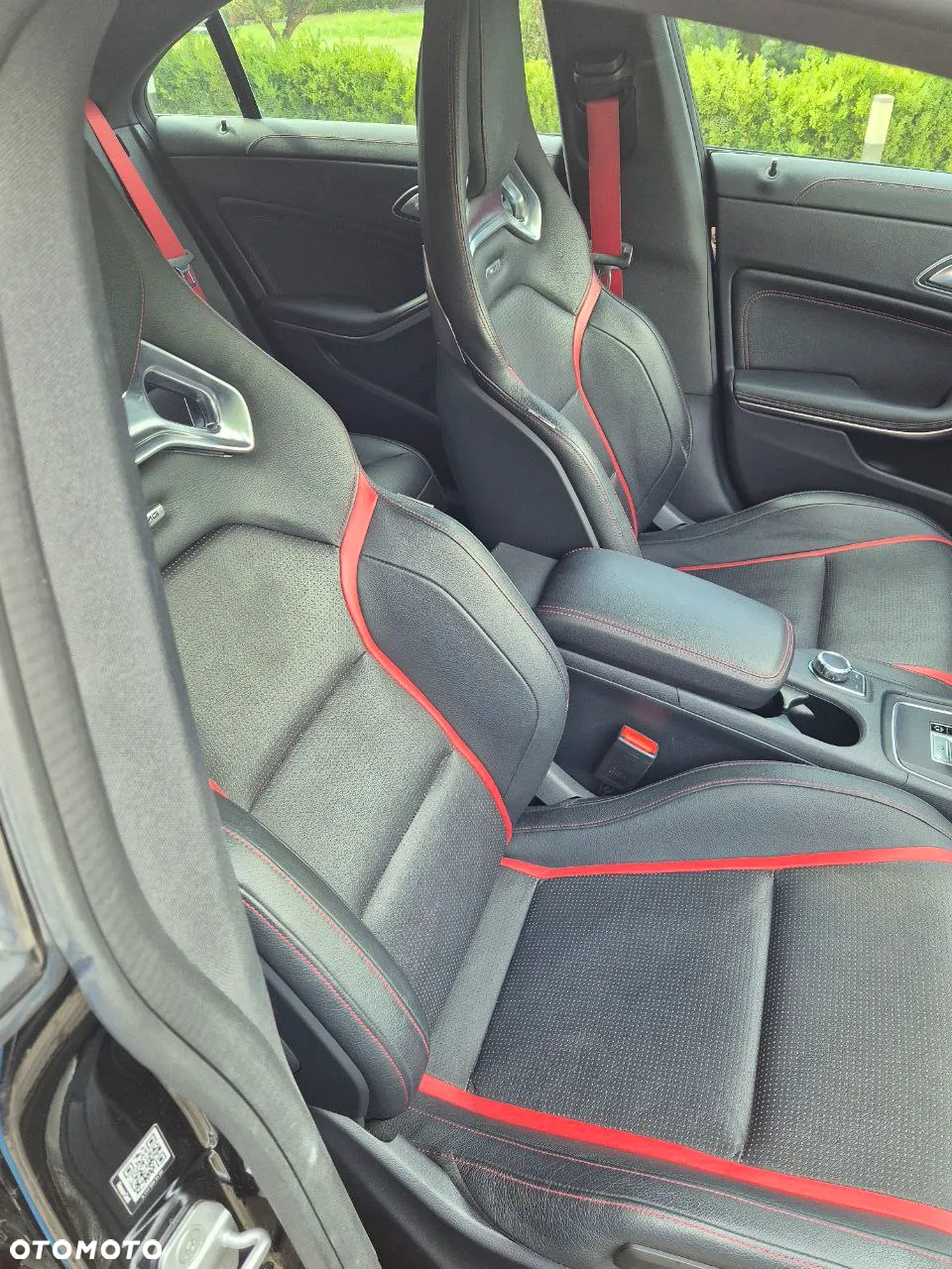 Mercedes-Benz CLA - 17