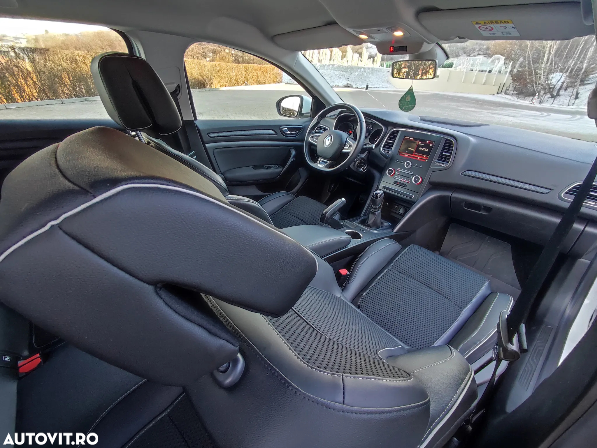 Renault Megane BLUE dCi 115 ZEN - 7