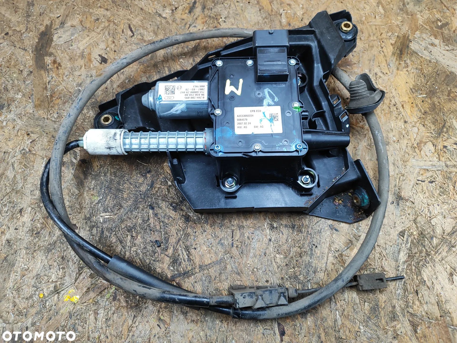 Hamulec ręczny elektryczny A2C53092224 Citroen C4 Grand Picasso -2013, sprawdzony - 1