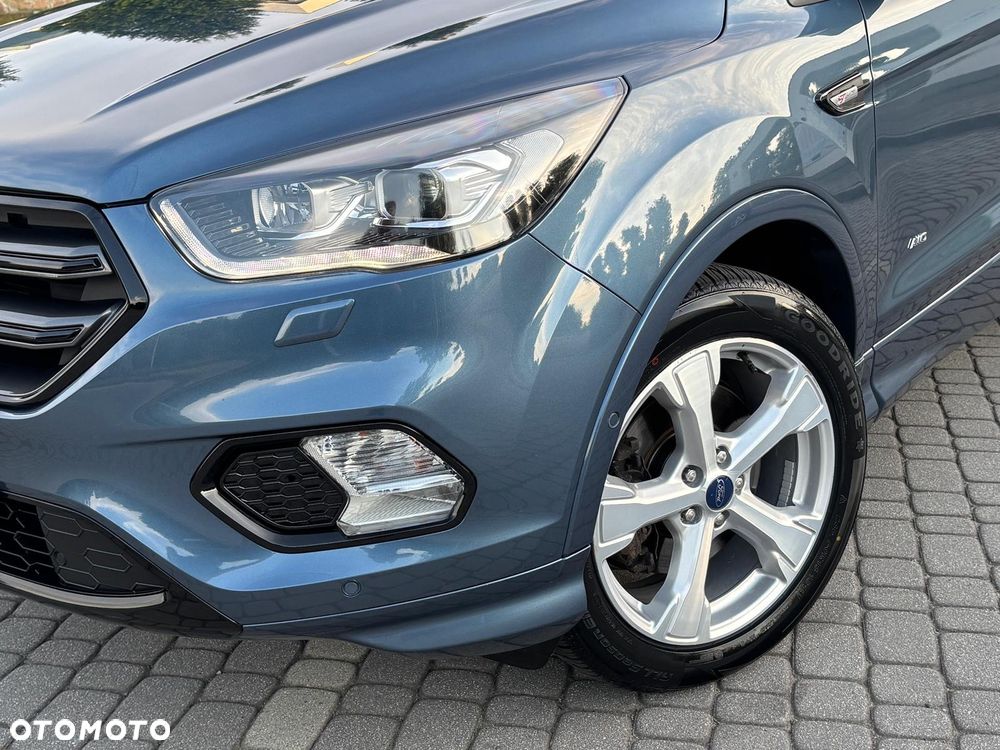 Ford Kuga 2.0 TDCi 4x4 ST-Line - 26