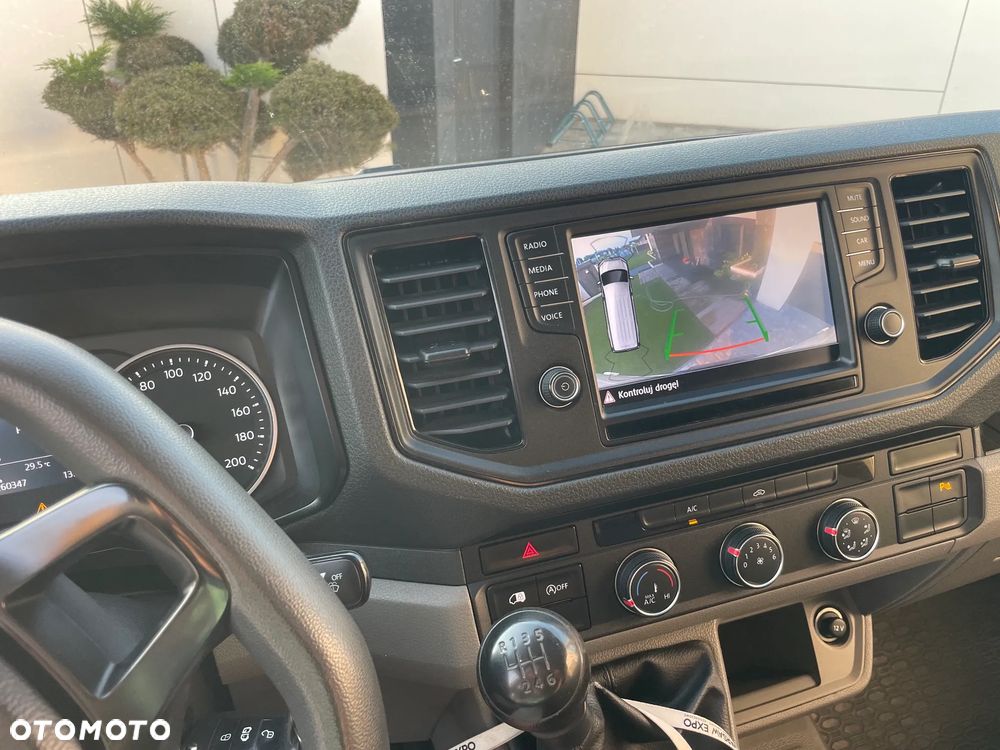 Volkswagen Crafter - 11