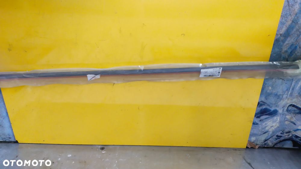 VW 6N4853516A  listwa drzwi - 1