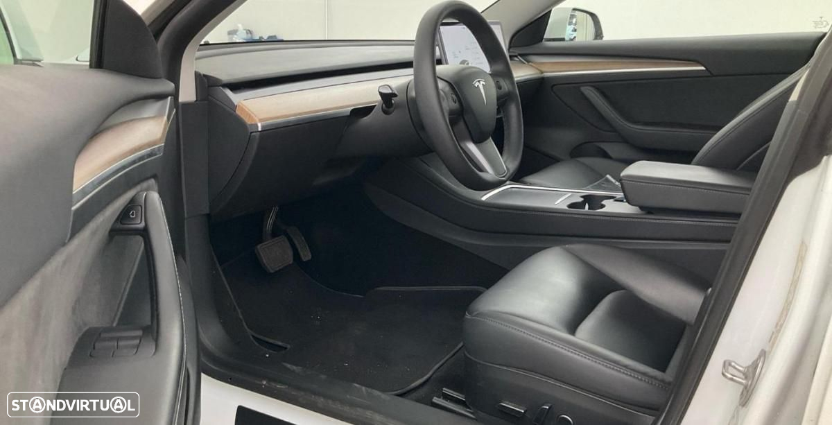 Tesla Model 3 Long Range Tração Traseira - 5