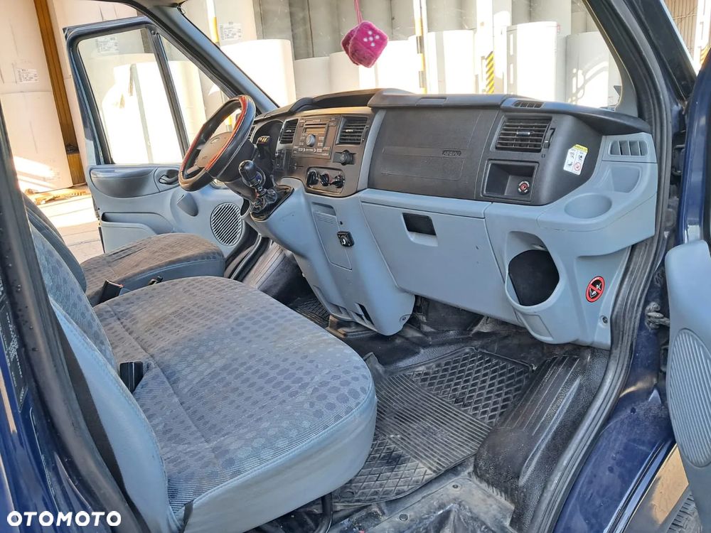 Ford TRANSIT - 11