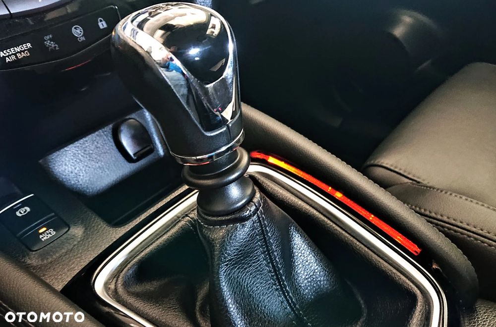 Nissan Qashqai 1.6 DIG-T Tekna+ - 32