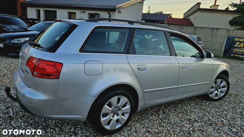 Audi A4 Avant - 4