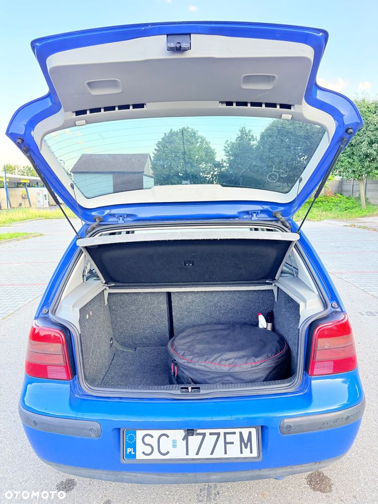 Volkswagen Golf - 14