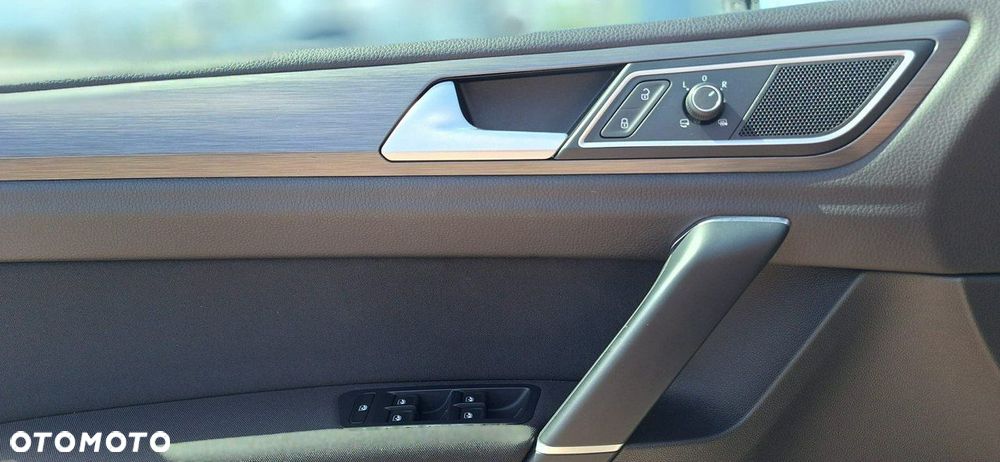 Volkswagen Golf Sportsvan - 18